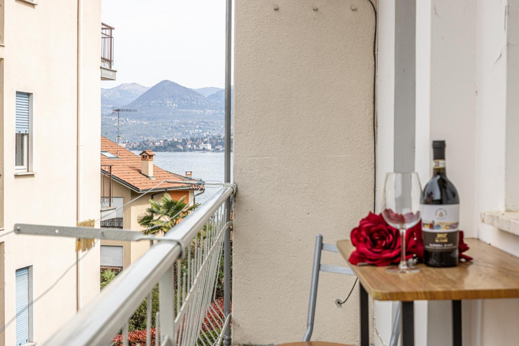Appartamento I Tetti Di Stresa Esterno foto